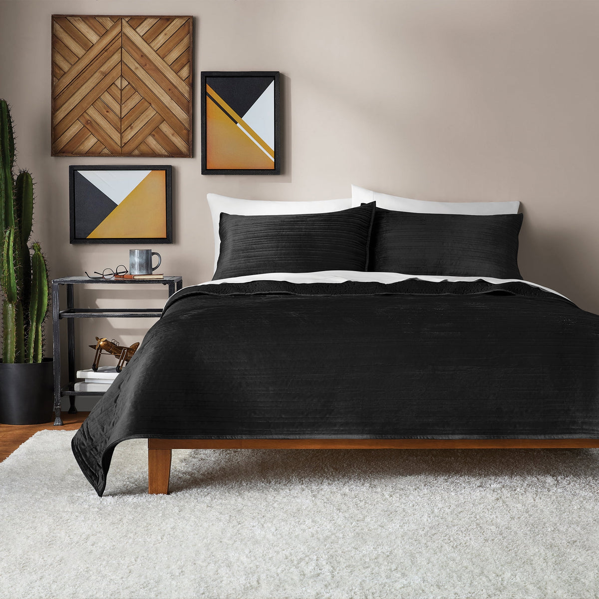 Velmora™ Velvet Stripe Quilt, King, Black