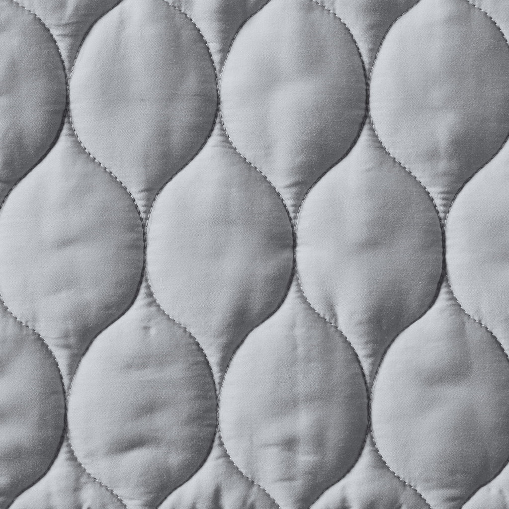 Velmora™ Tencel Quilt, King, Silver Grey, Soft Touch Bedding