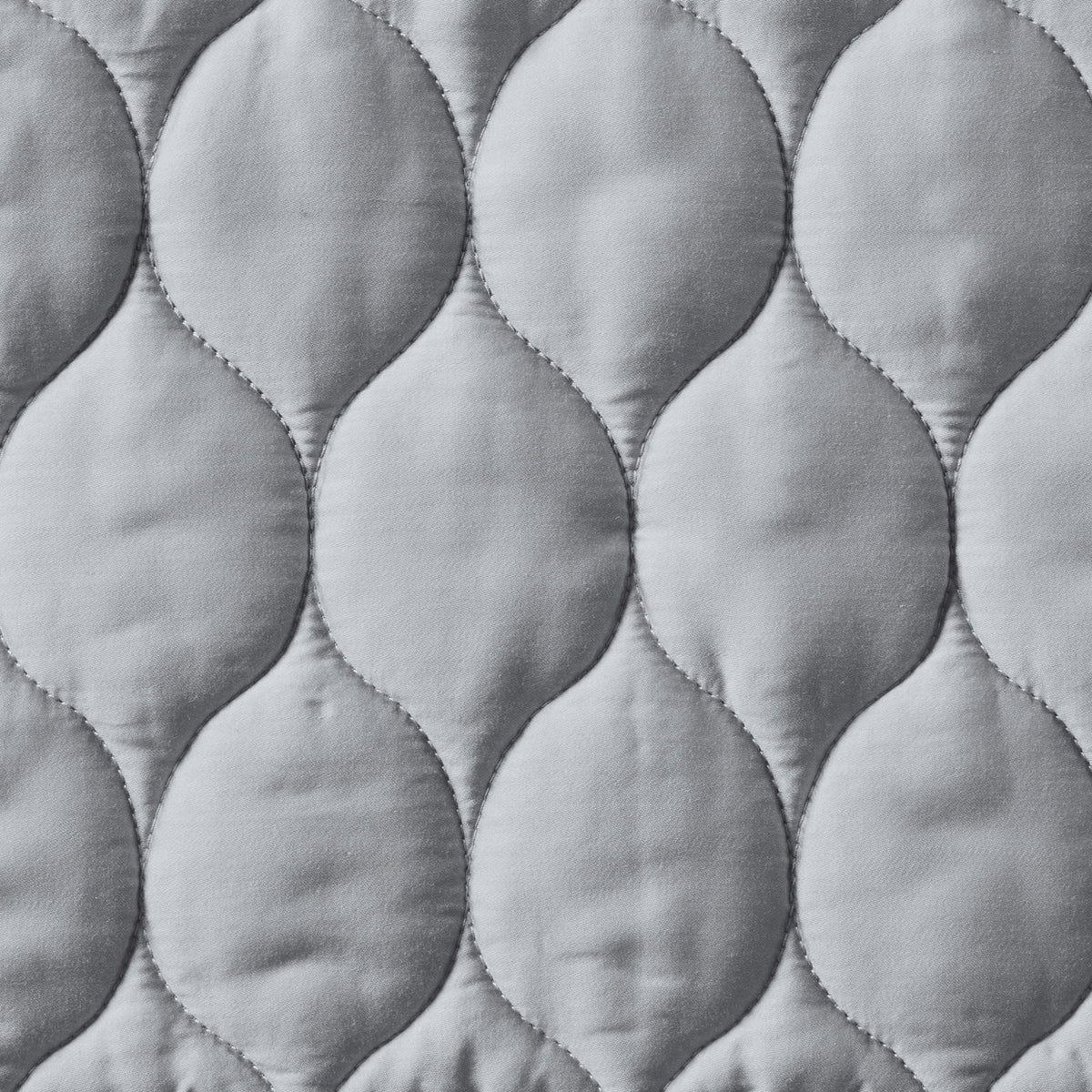 Velmora™ Tencel Quilt, King, Silver Grey, Soft Touch Bedding