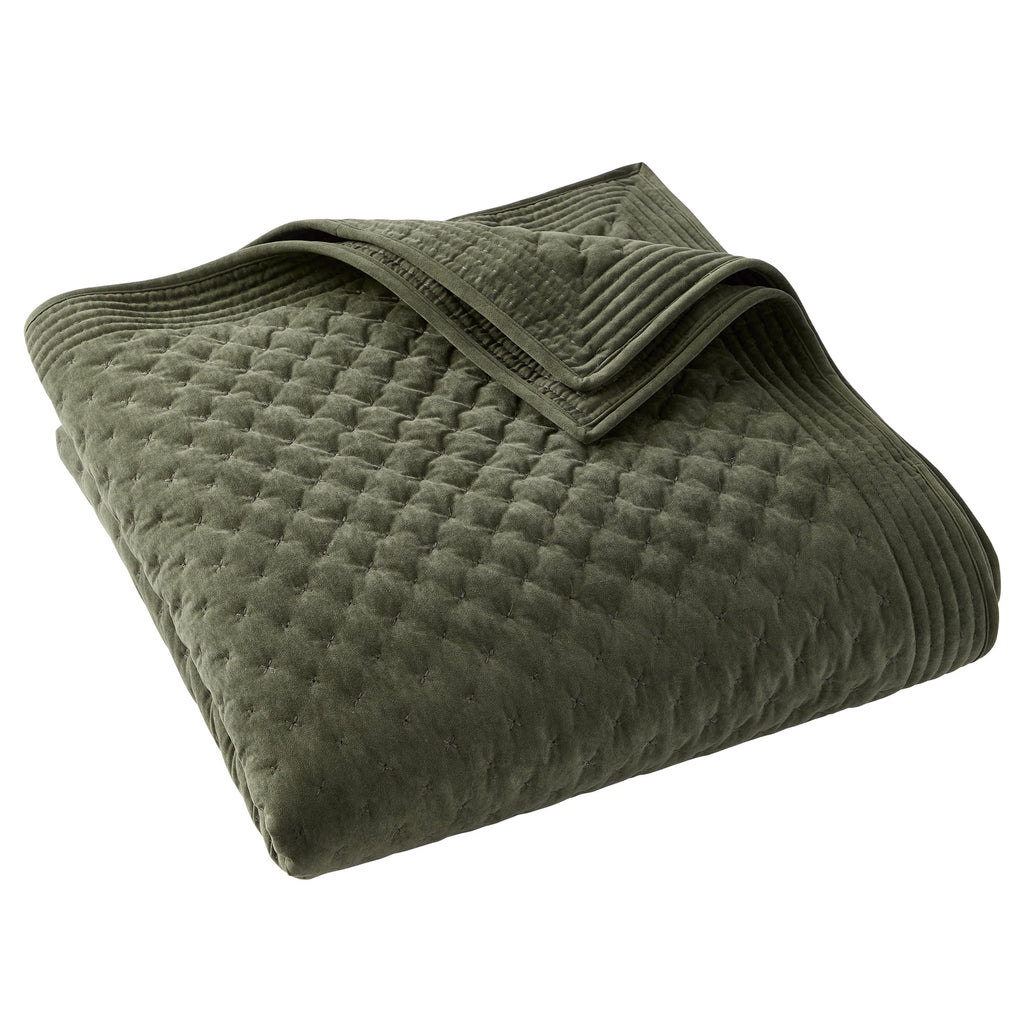 Velmora™ Tufted Matte Velvet Quilt, Green, Full/Queen