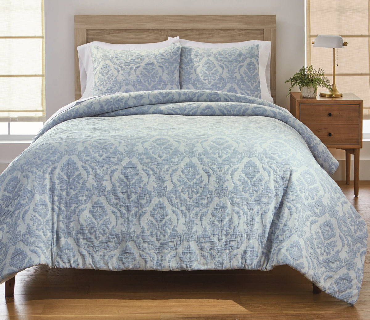 Velmora™ 3-Piece White Paisley Matelasse Comforter Set, Full/Queen - All-Season Bedding