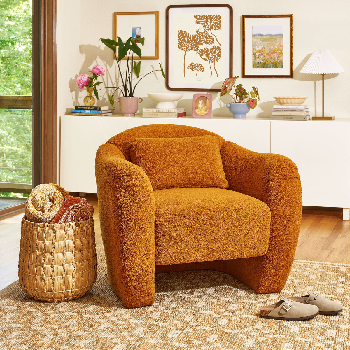 Velmora™ Beautiful Barrymore Accent Chair , Cream Shearling