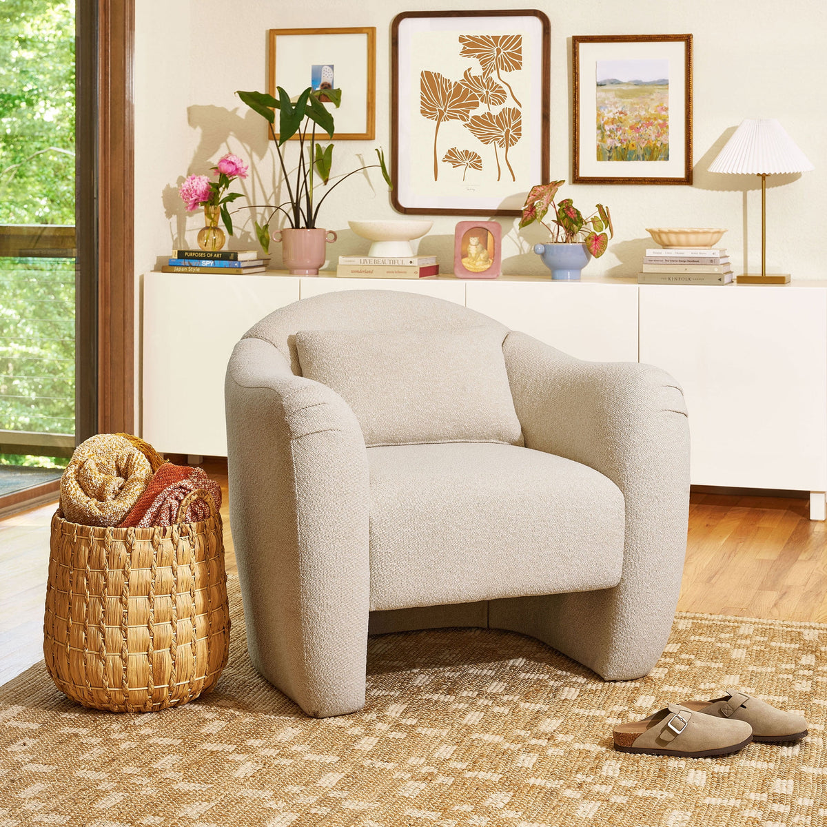 Velmora™ Beautiful Barrymore Accent Chair , Cream Shearling