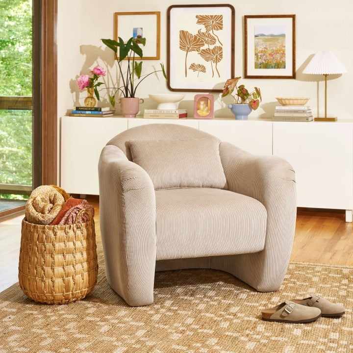 Velmora™ Beautiful Barrymore Accent Chair , Cream Shearling
