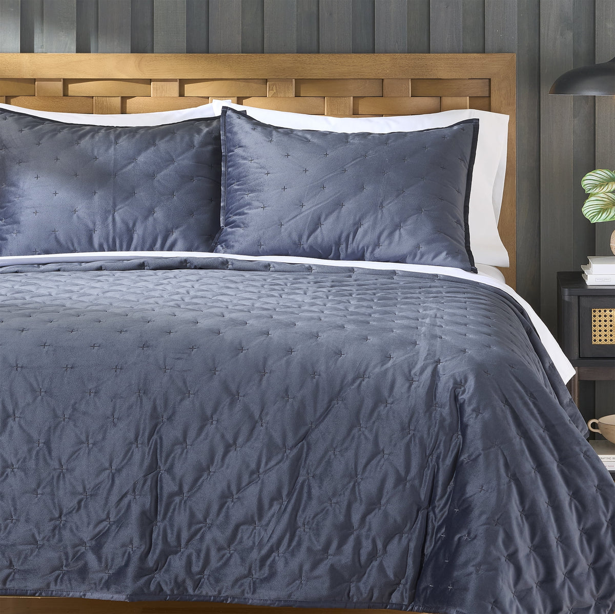 Velmora™ Tan Soft Velvet Embroidered Quilt, Full/Queen