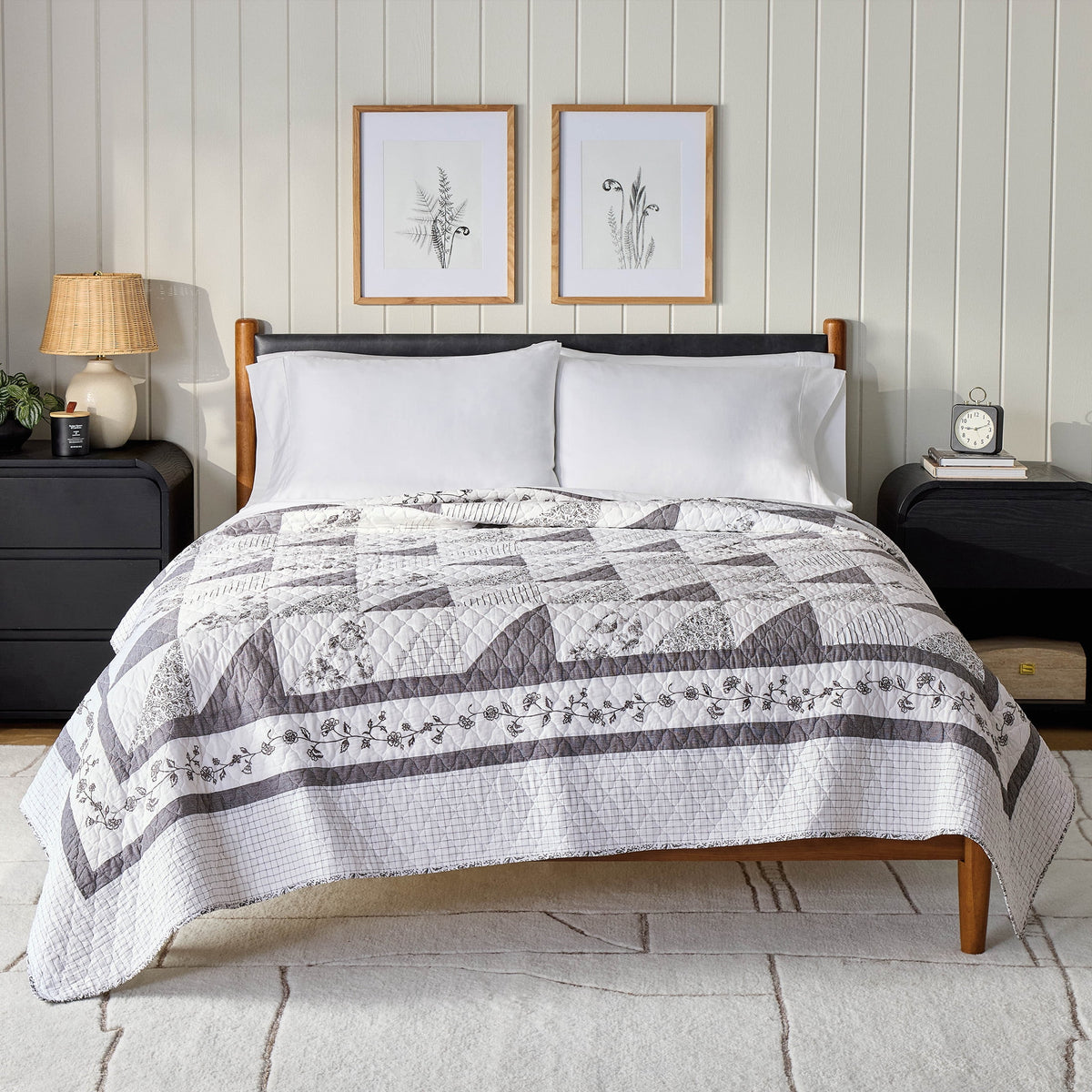 Velmora™ Heirloom Patchwork Quilt, Grey/White, Cal King, Adult