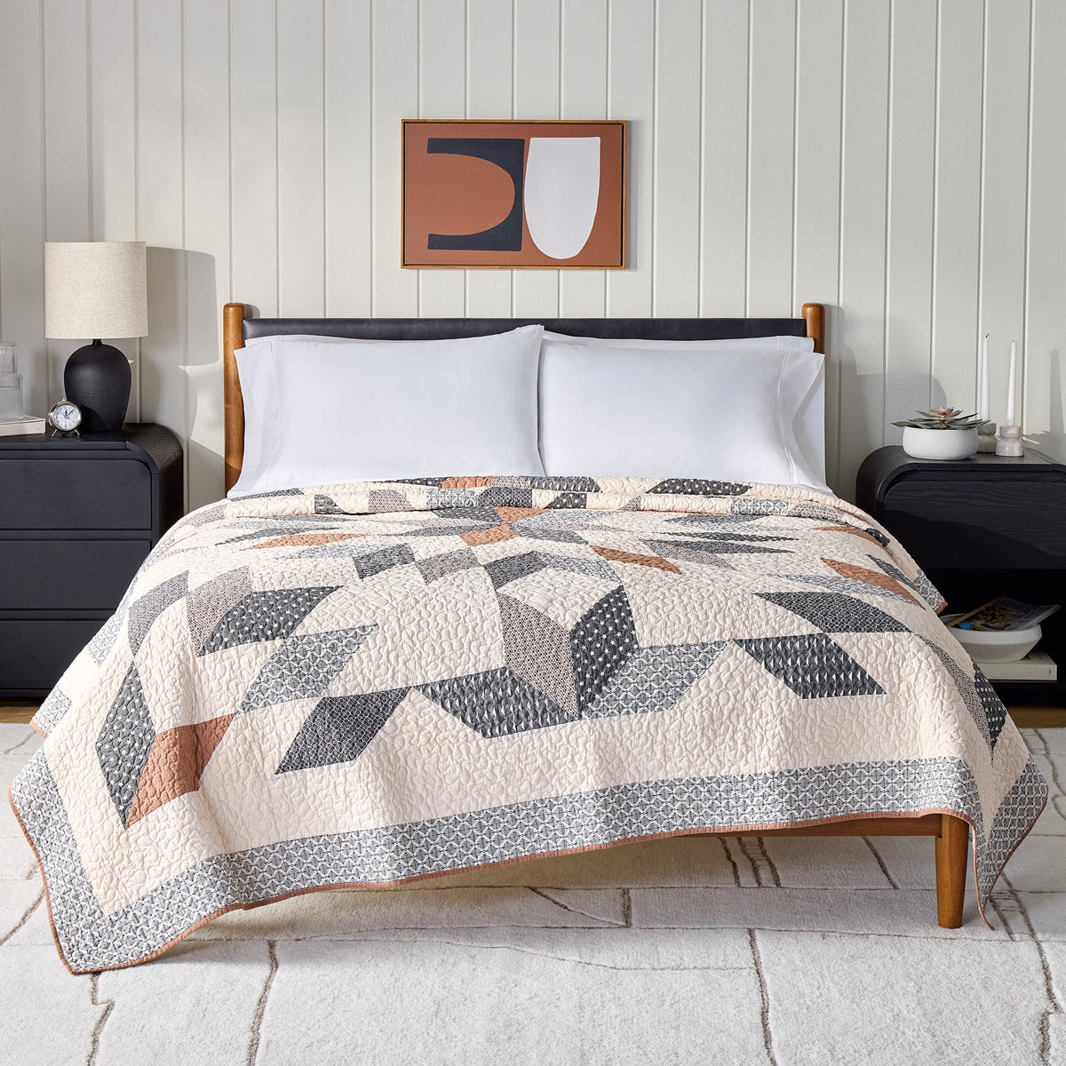 Velmora™ Starburst Patchwork Cotton Quilt, King Bedding