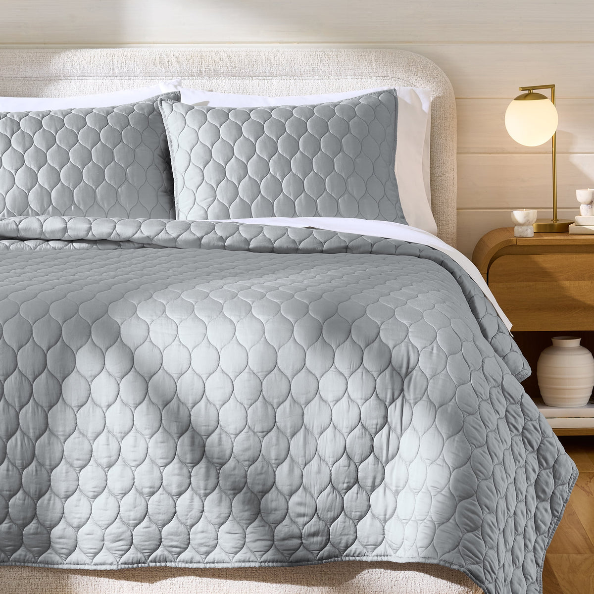 Velmora™ Tencel Quilt, King, Silver Grey, Soft Touch Bedding