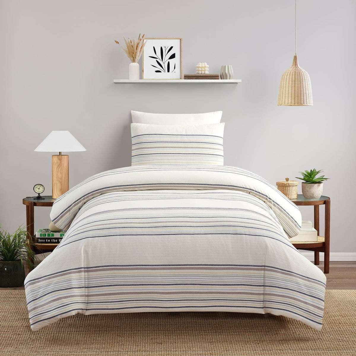 Velmora™ 3-Piece White Paisley Matelasse Comforter Set, Full/Queen - All-Season Bedding