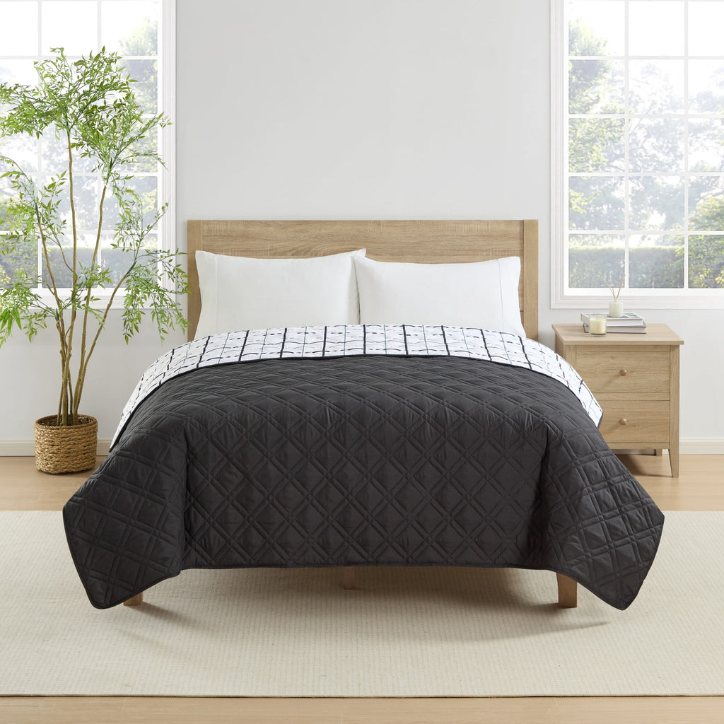 Velmora™ Plaid Quilt, Full/Queen, Blue & White, Lightweight & Reversible Bedding