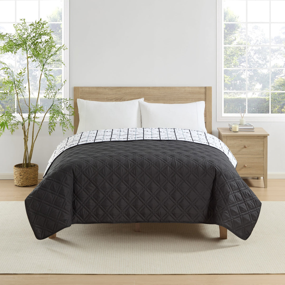 Velmora™ Plaid Quilt, Full/Queen, Blue & White, Lightweight & Reversible Bedding
