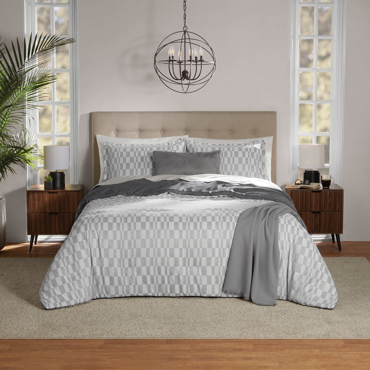 Velmora™ King Comforter Set, 5-Piece, All-Season, Black Cozy Plush
