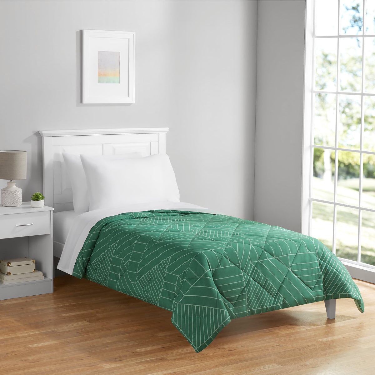 Velmora™ Full/Queen Comforter, All-Season Reversible Microfiber, Black