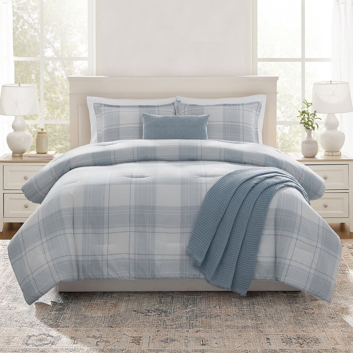 Velmora™ King Comforter Set, 5-Piece, All-Season, Black Cozy Plush