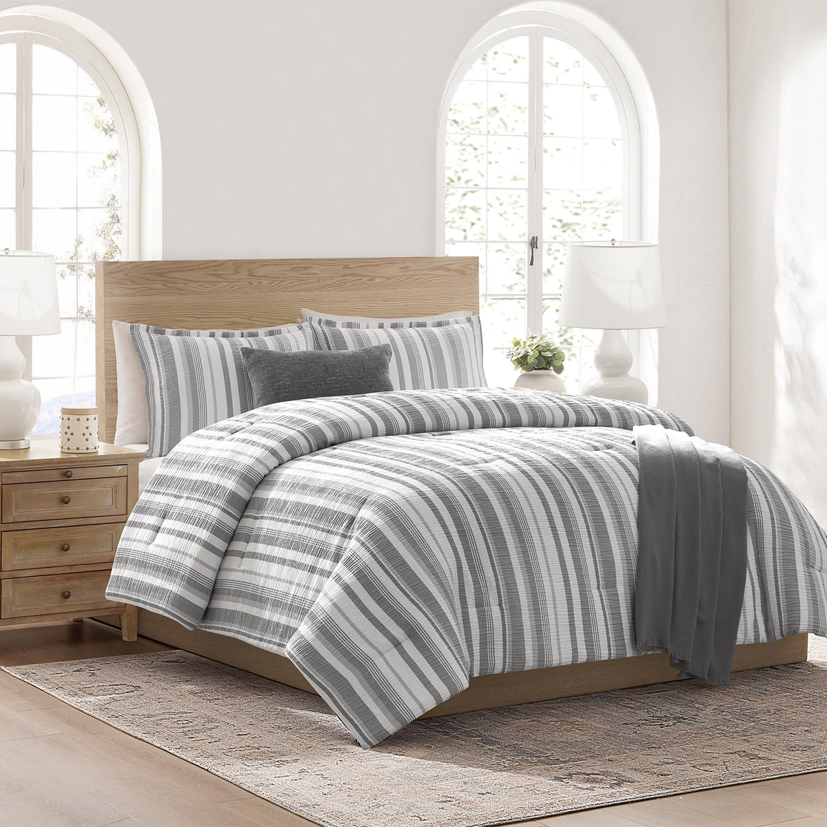 Velmora™ King Comforter Set, 5-Piece, All-Season, Black Cozy Plush