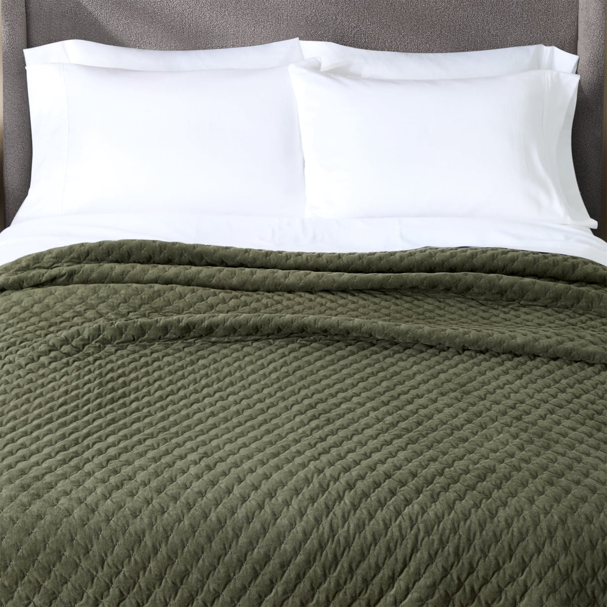 Velmora™ Tufted Matte Velvet Quilt, King