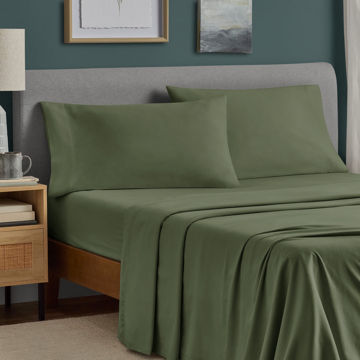 Velmora™ Dreamy Soft 4-Piece Bed Sheet Set, 100% Cotton, 220 Thread Count Brushed and Washed Sateen, Deep Pocket, Queen, Bay Leaf