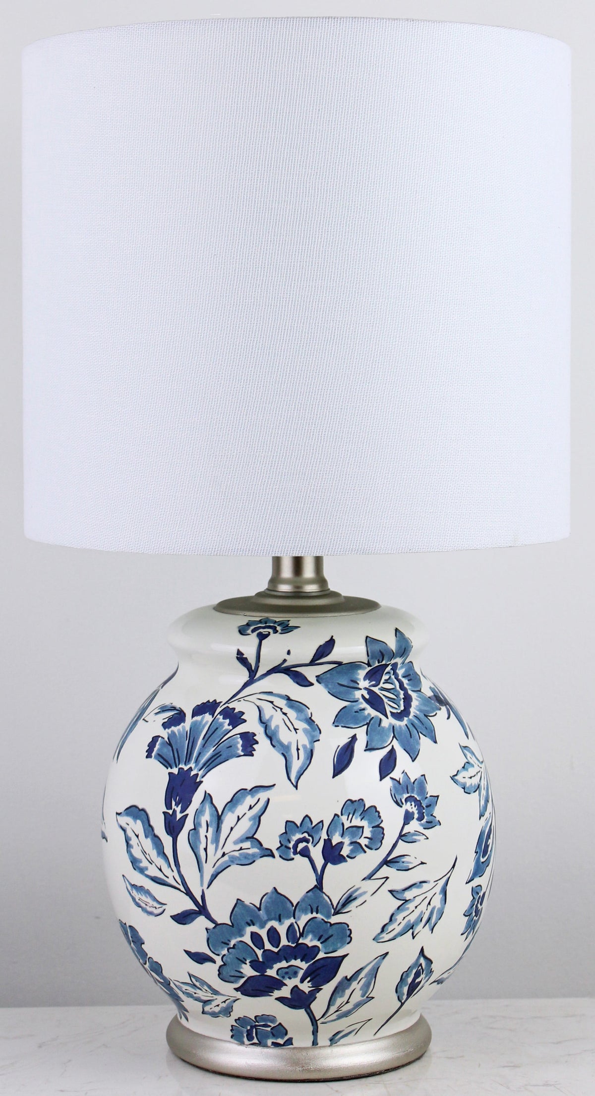 Velmora™ Floral Ceramic Lamp with Shade, 17"