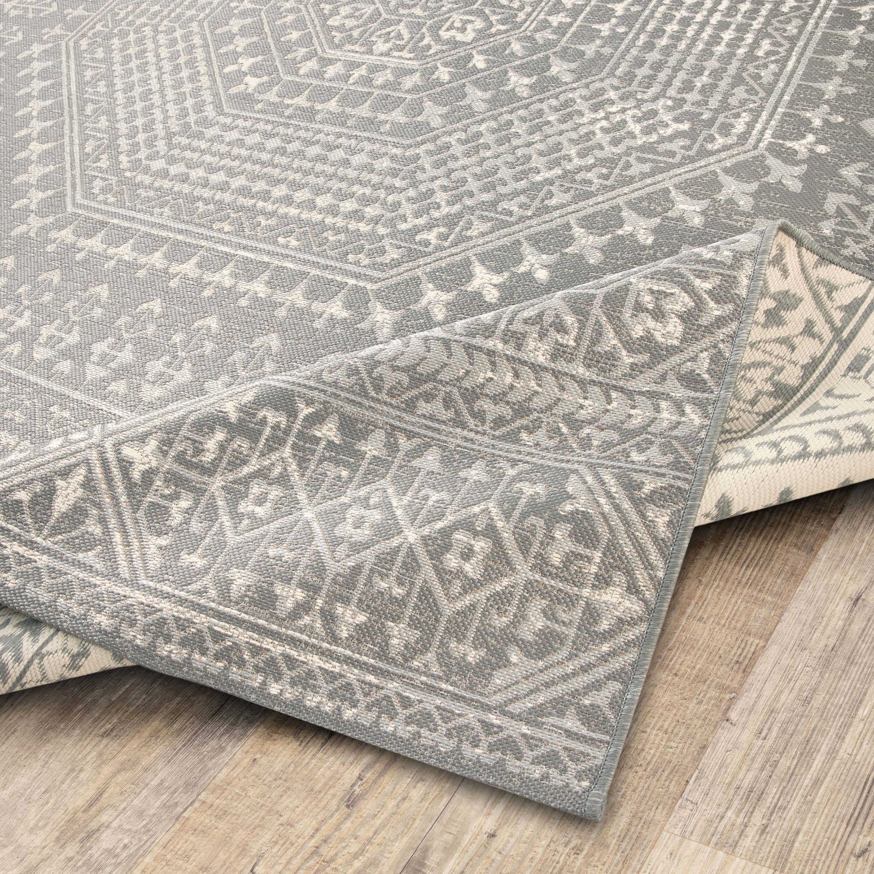 Velmora™ (2 pack) 7 x 10 Gray Medallion Outdoor Rug