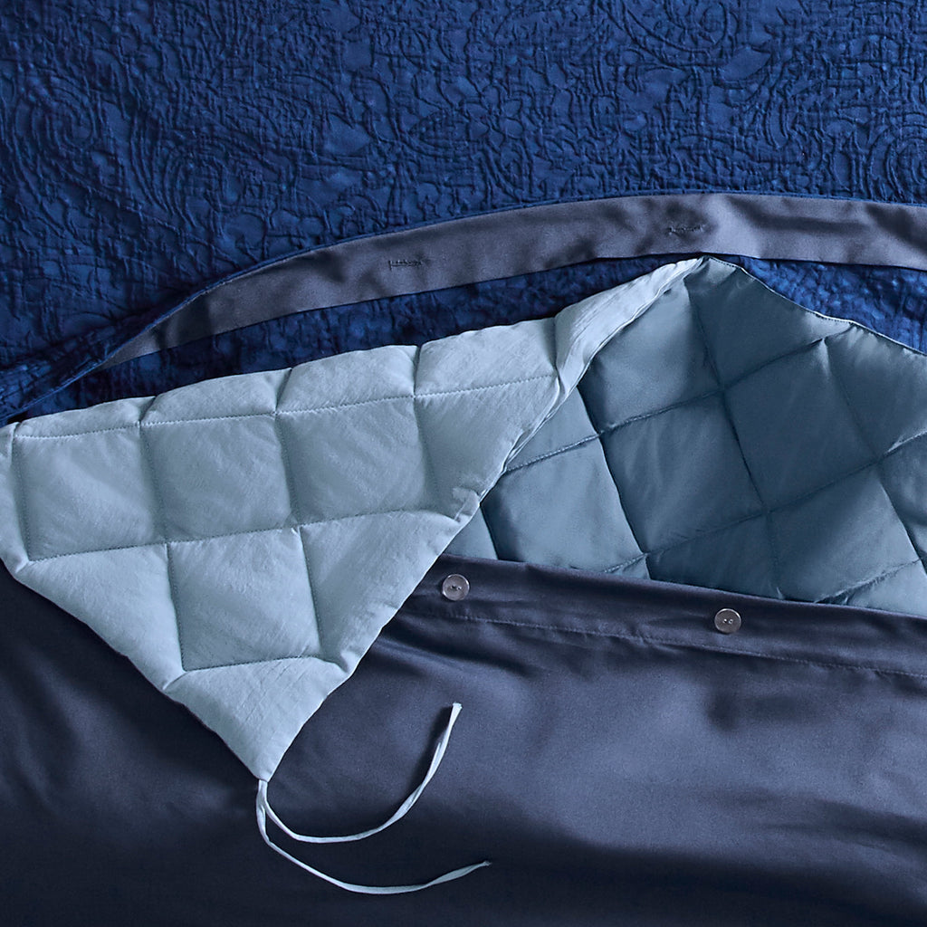 Velmora™ Down Alternative Comforter, Full/Queen - Blue, Reversible