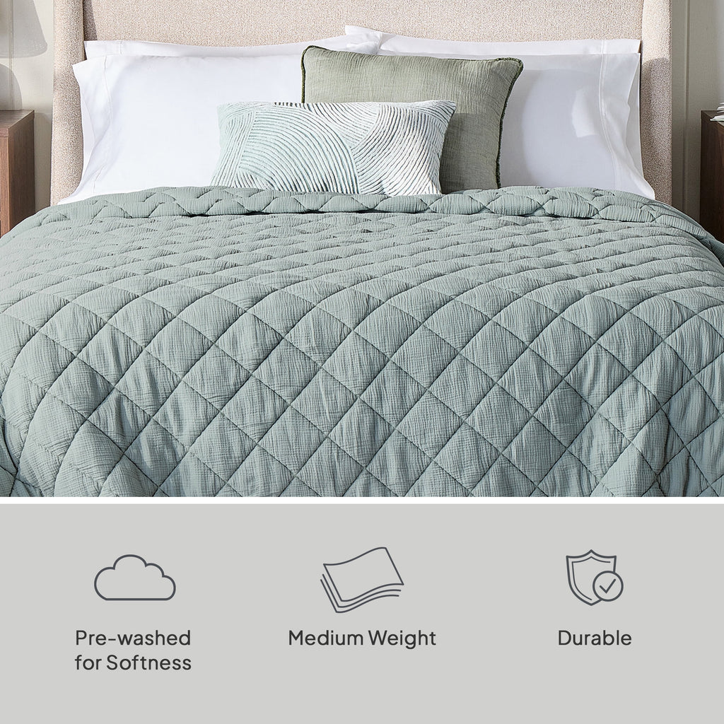 Velmora™ Diamond Gauze Quilt, Sage Green, Full/Queen
